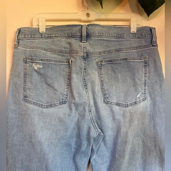 Hand Embroidered Flames Hem Jeans ❤️‍🔥 - Picture 7 of 8